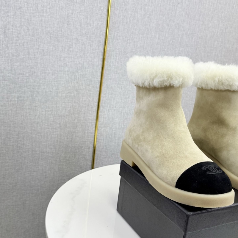 Ch**el boots